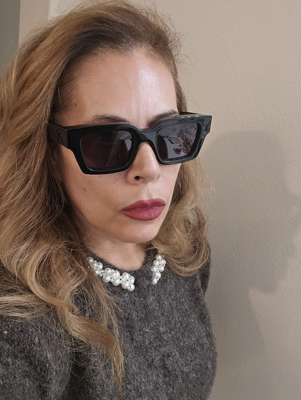 Off-White 50 MmVirgil Square Sunglasses . - Picture 9 of 10